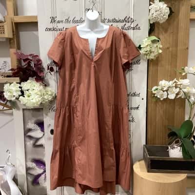 Commonry Brand! NWOT PURE COTTON MAXI DRESS! Womens  Size 20 Maxi Dress / Short Sleeve Dress  Burnt Orange / Orange 