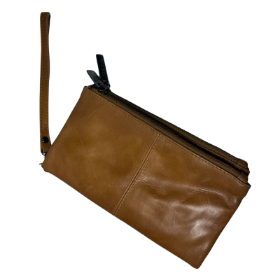 Bare Leather Camel Clutch 