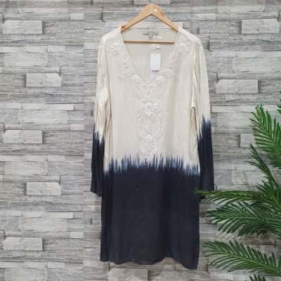  Womens  Size 18 Midi Dress Blue / Cream / White 