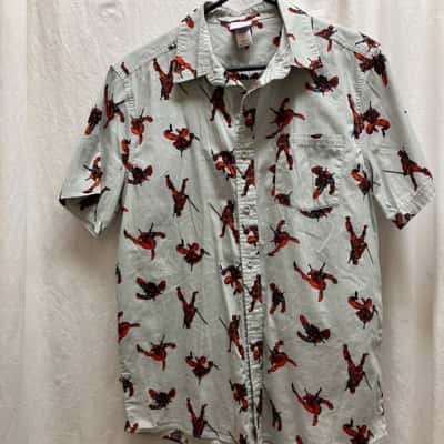 Marvel Mens  Size M, dead pool, Printed Shirt Grey / Pattern 