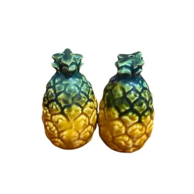 Vintage pineapple S&P shakers 