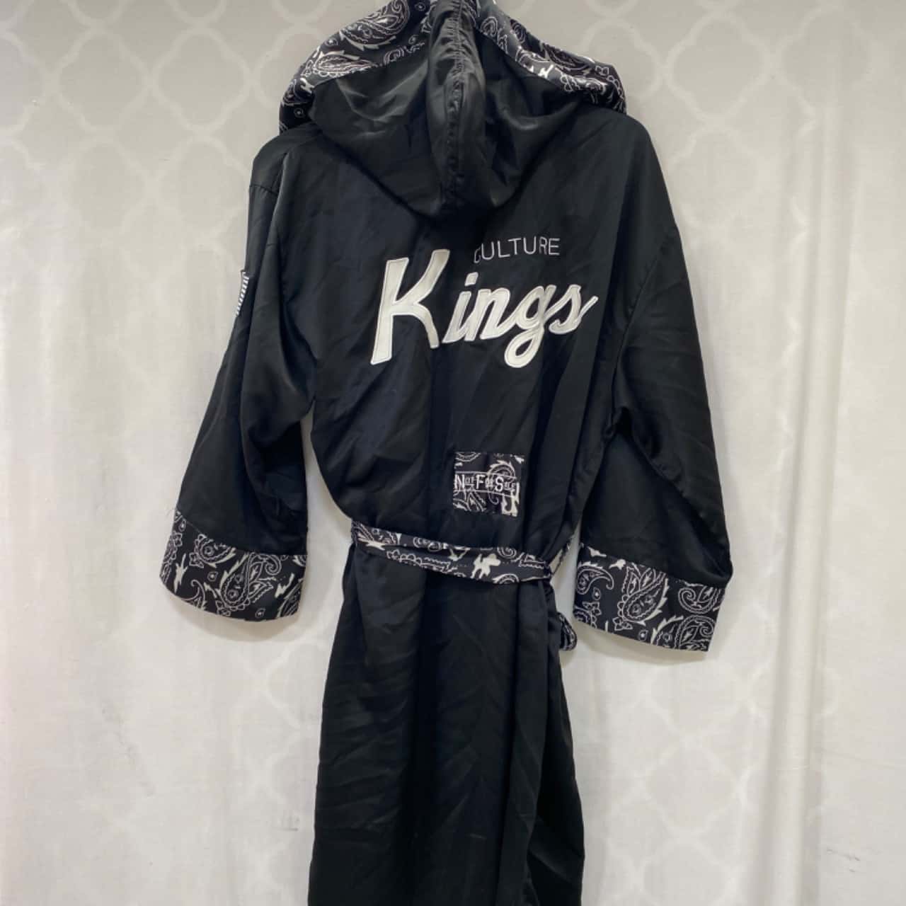 Culture Kings One Size Not-For-Sale Black & White ‘Undisputed’ Boxing ...