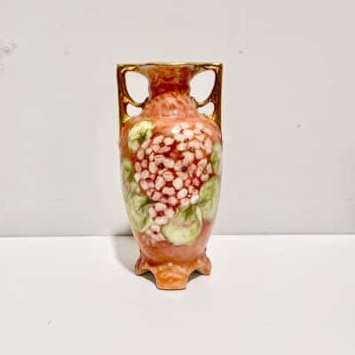 Vase hand painted by Margaret Munch 1980