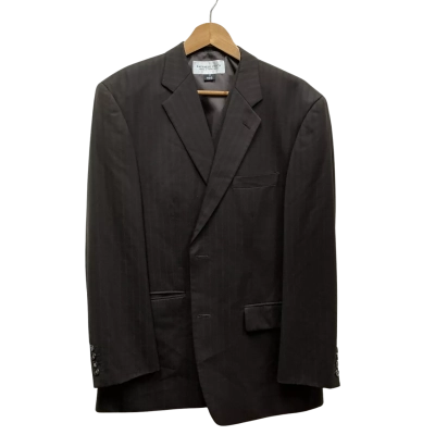  Mens Studio italia Size 7R Brown vest and suit