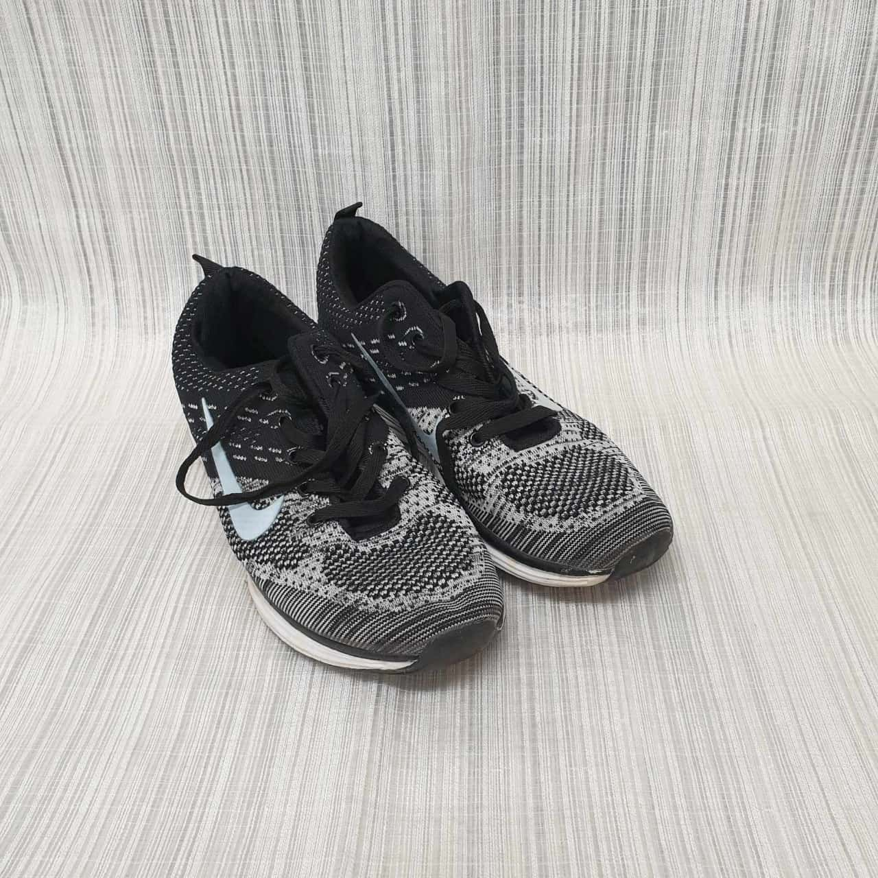 Flyknit lunar 3 black white best sale