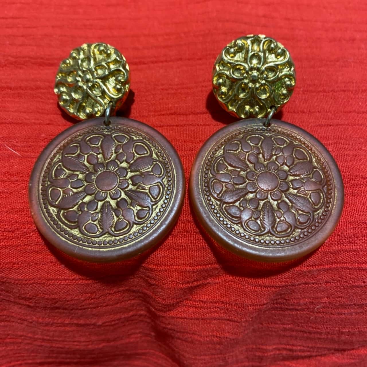 Womens clip on Earrings Brown/Gold (s)