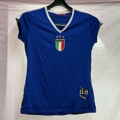 Puma Womens  Size M V-Neck Top Blue / Pattern 