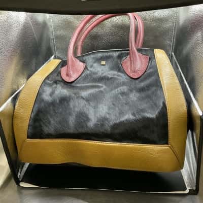 Women’s Pour La Victoire Black / Mahogany/ Olive Bag