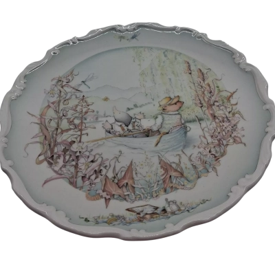 The wind in the willows plate