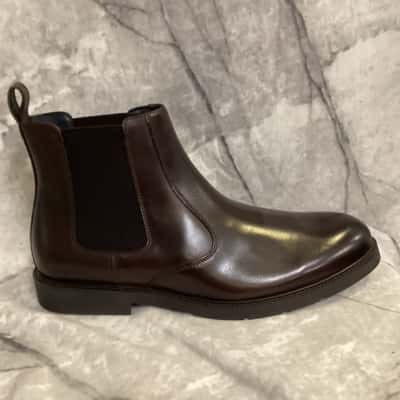 Johnny Bigg Mens  Size 10 Brown 