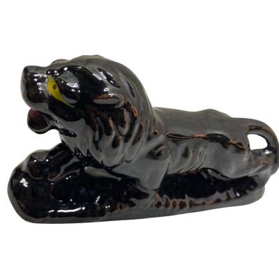 Vintage ceramic stalking black panther/red clay ware