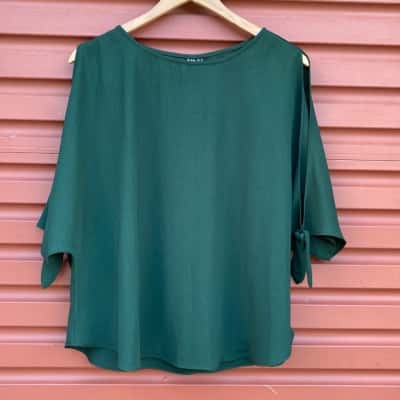  Izabel London Womens Size 14 Bottle Green Short Sleeve Top