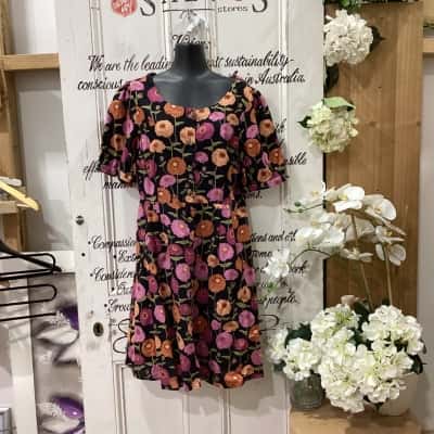 PRINCESS HIGHWAY BRAND! Womens  Size 12 Midi Dress / Short Sleeve Dress  Black  / Floral / Green / Orange / Pink! STUNNING FLORAL COTTON/LINEN BLEND BUTTON UP DRESS! GREAT DRESSING UP OR DOWN! 