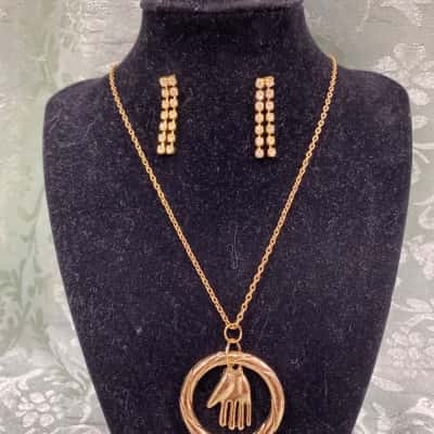  Womens Earrings / Necklace Gold-tone Bundle