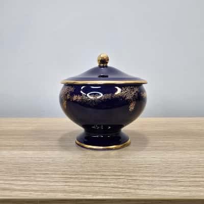 'Midnight Blue' Lidded Trinket Dish - Japan