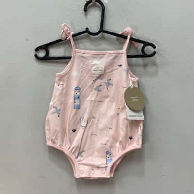 Country Road Kids  Size 00 Onesie Pink  