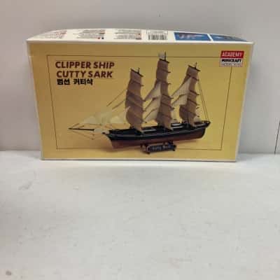 Academy/Minicraft Clipper Ship Cutty Sark Model Kit [1406]