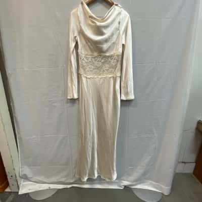 Selfie Leslie  Womens  Size 14 Off White dress