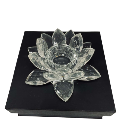 Crystal Lotus Flower Candle Holder – Elegant Home Décor #CrystalCandleHolder #LotusDesign #HomeDecor