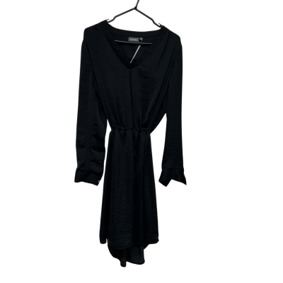 SUSSAN’S BLACK DRESS. SIZE 12
