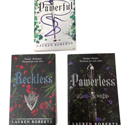 Lauren Robert’s Novels x3 