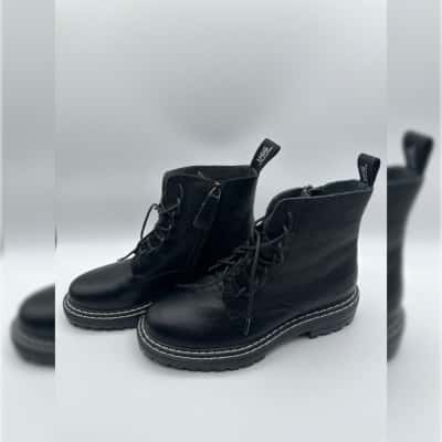 UGG Chunky Boots Aus Men 6/ Ladies 9