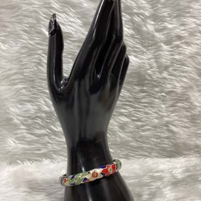 Womens Jiu Long Xing vintage style cloisonné hinged Bangle with blue background & multicoloured flowers