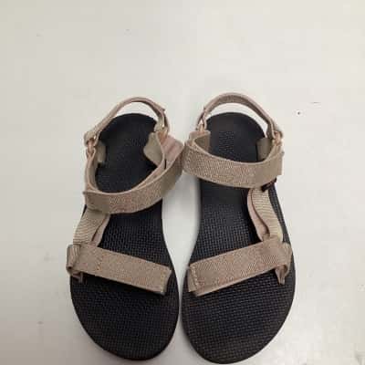 Teva Womens Midform universal sandals Size 5 Black  / Champagne 