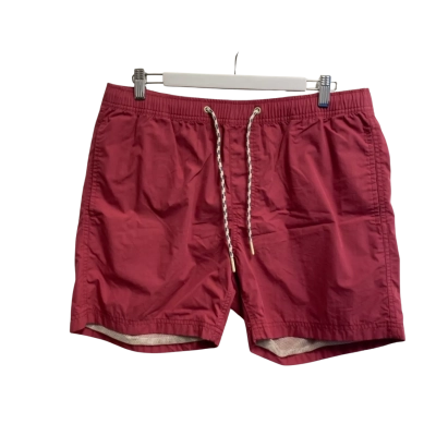 Country Road Mens  Size M Faded Red Shorts 