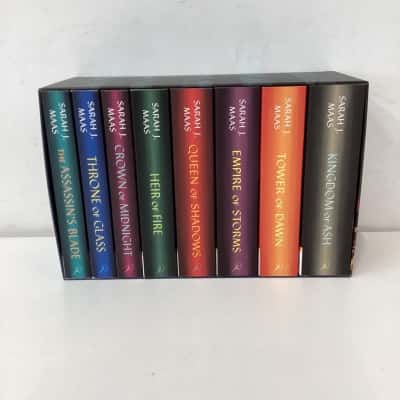 The Complete Collection - Throne of Glass Box Set x8 books