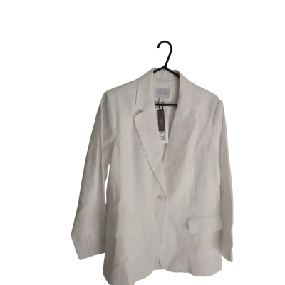 Review Women's  Size 16 Blazer Cream 