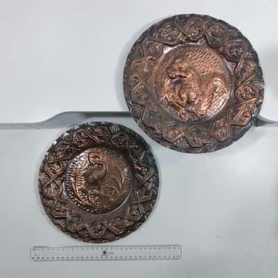 2x Vintage Embossed Copper - Metal Alloy Hammered Wall Art Plates 