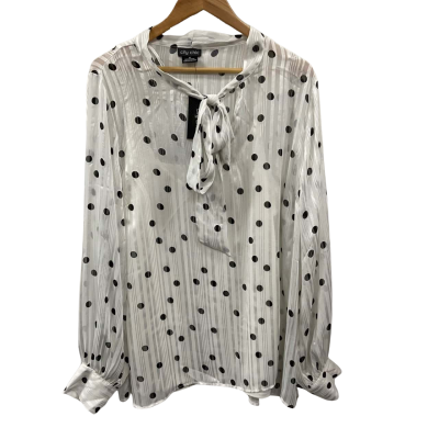 City Chic Women’s Size M Angelica Black Spot Print Long Sleeve Top Black / White BNWT 
