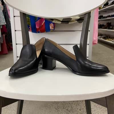 Jo Mercer Womens  Size 38 Black Heeled Loafers 