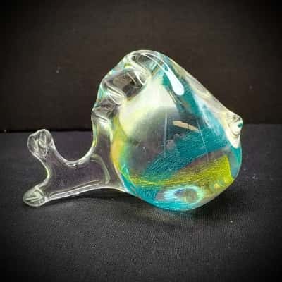 Art Glass Tropical Fish Mini Paperweight 9cm Long x 6cm Tall 118g Weight  (office)