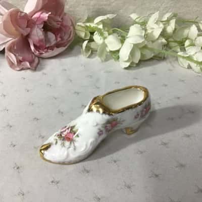 Paragon “Victoriana Rose” Fine Bone China Small Shoe Ornament 