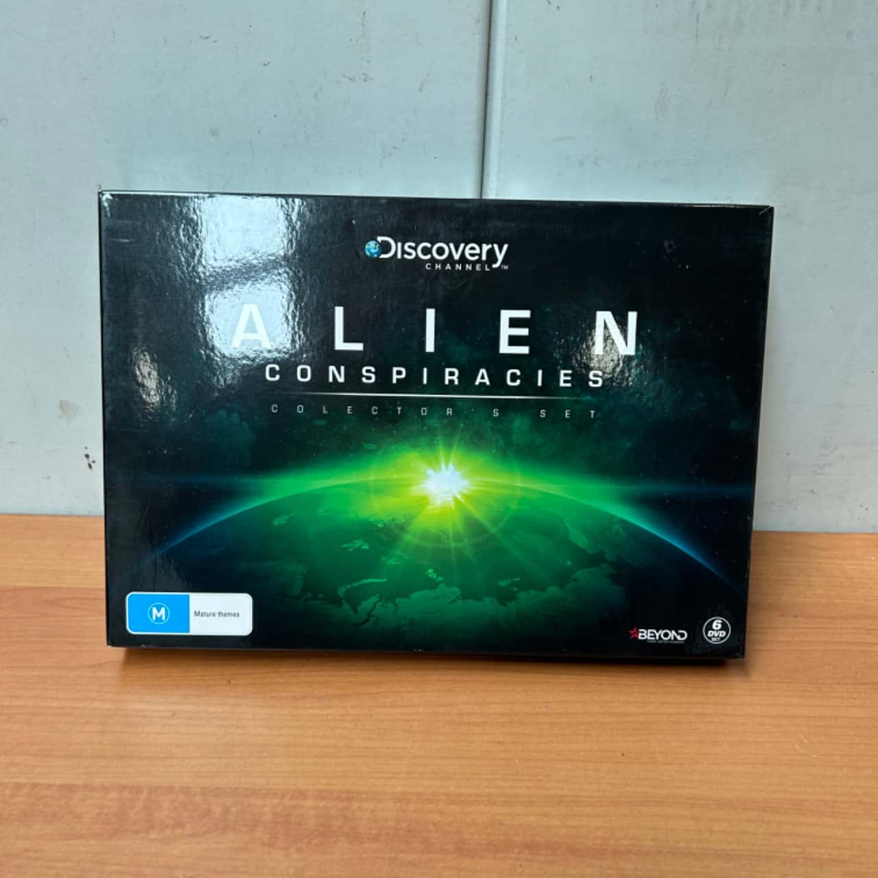 Discovery - ALIEN conspiracies collectors set