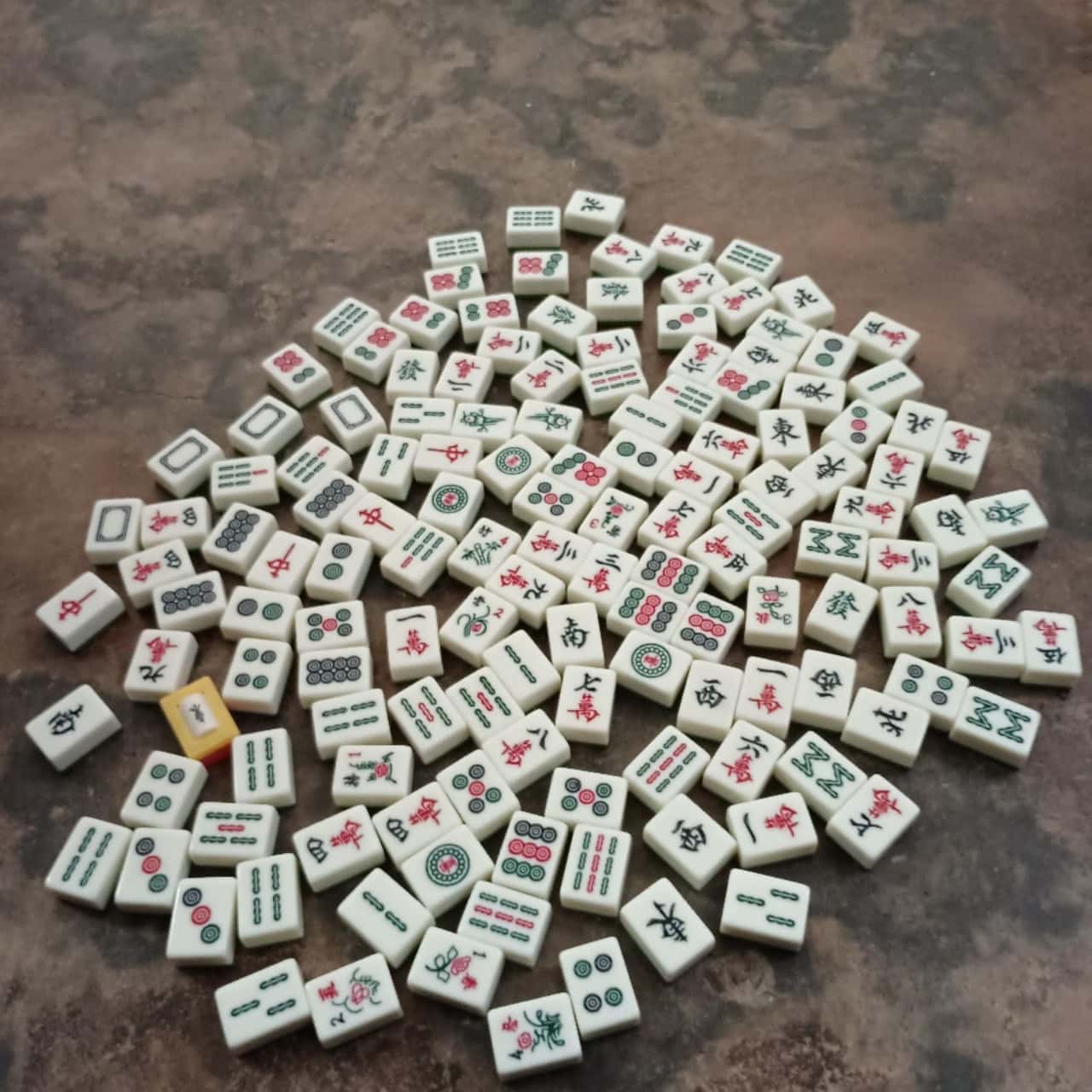 Ensemble De Mah Jong Bicolore Vert - Prêt à Jouer Avec 8 Jokers - Occasion