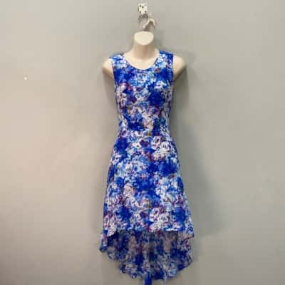  First Station  Size 8 Floral Dress Blue 