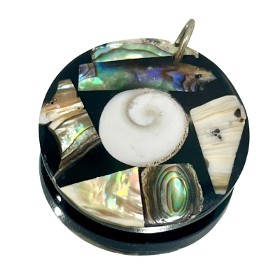 Paua Shell Round Pendant 