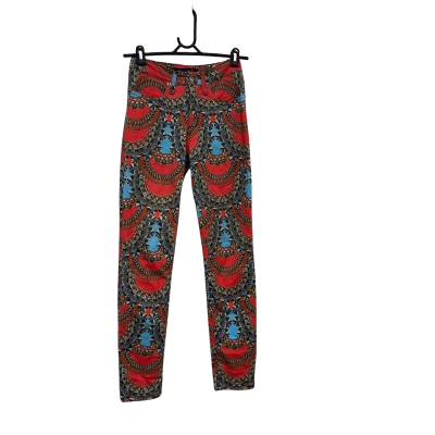 ROMANCE WAS BORN JEANS. SIZE 8