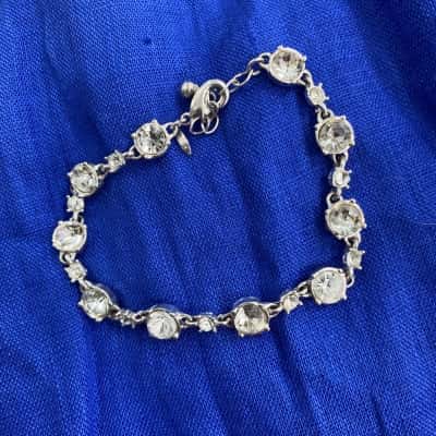 Avon Fashion 1980’s Womens 18cm silverplate/crystsal Bracelet 
