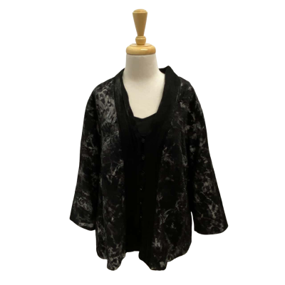 Susan Blake Top.  Size 24 