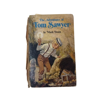 1971 VINTAGE COPY OF The Adventures of Tom Sawyer by Mark Twain DAMAGED SPINE
