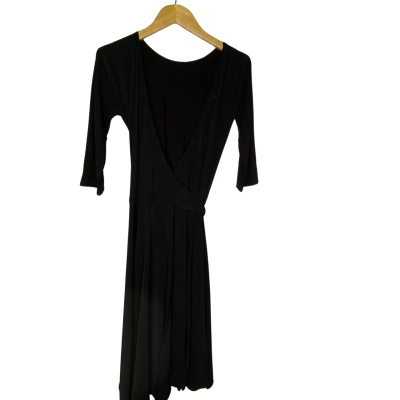 Sacha Drake Womens  Size 8 Wrap Dress Black  
