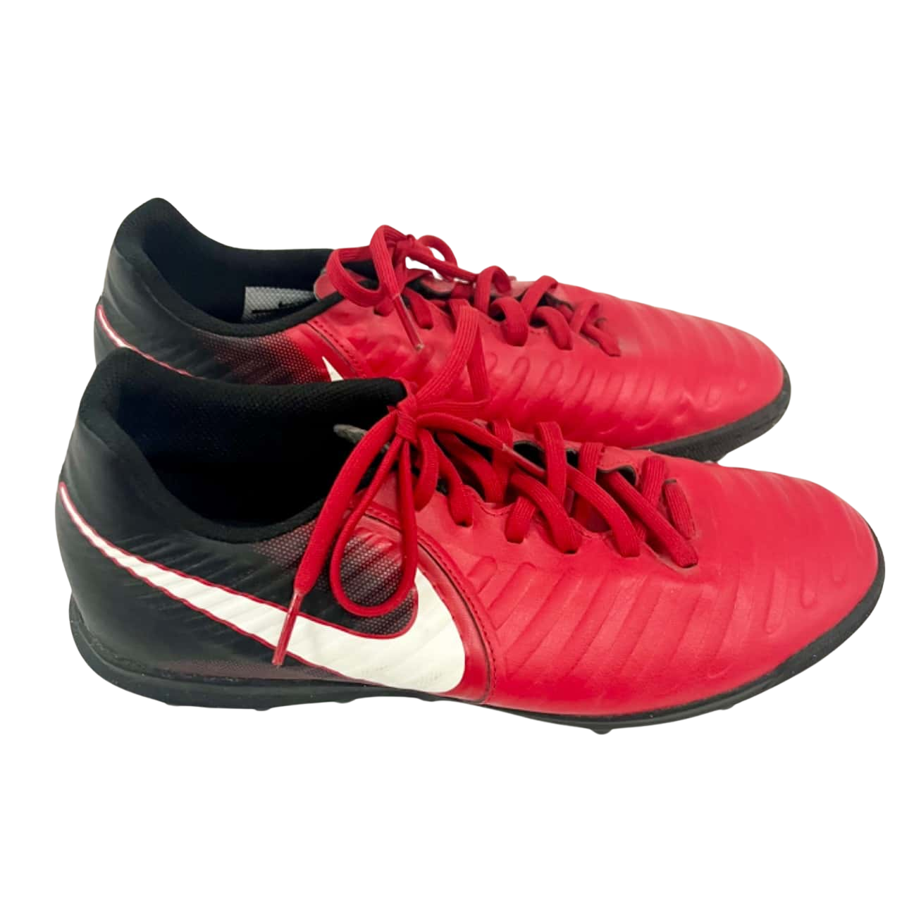 triple red nike shoes