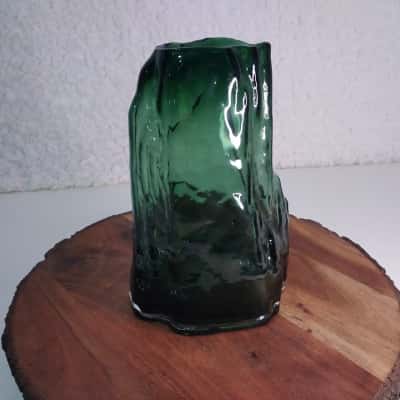 Chinese Style Glass Vase - Green