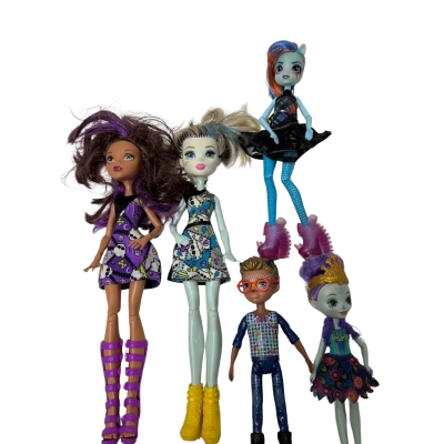 Monster high dolls 