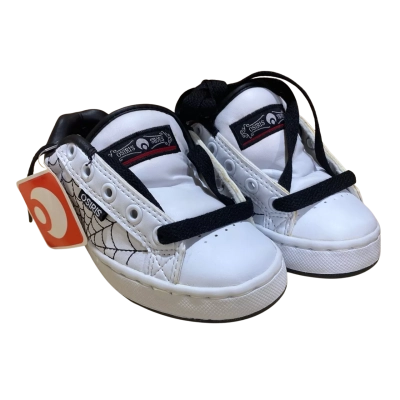 Osiris Kids Skate Shoes Size 11 Shoes Black  / Red / White 
