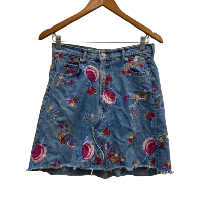 Zara Womens  Size M EMBROIDERED Denim/ Midi Skirt Blue 